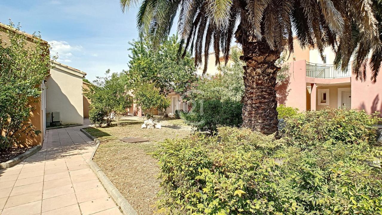 Appartement village 9 en résidence de vacances en Camargue Arlés Exterior foto